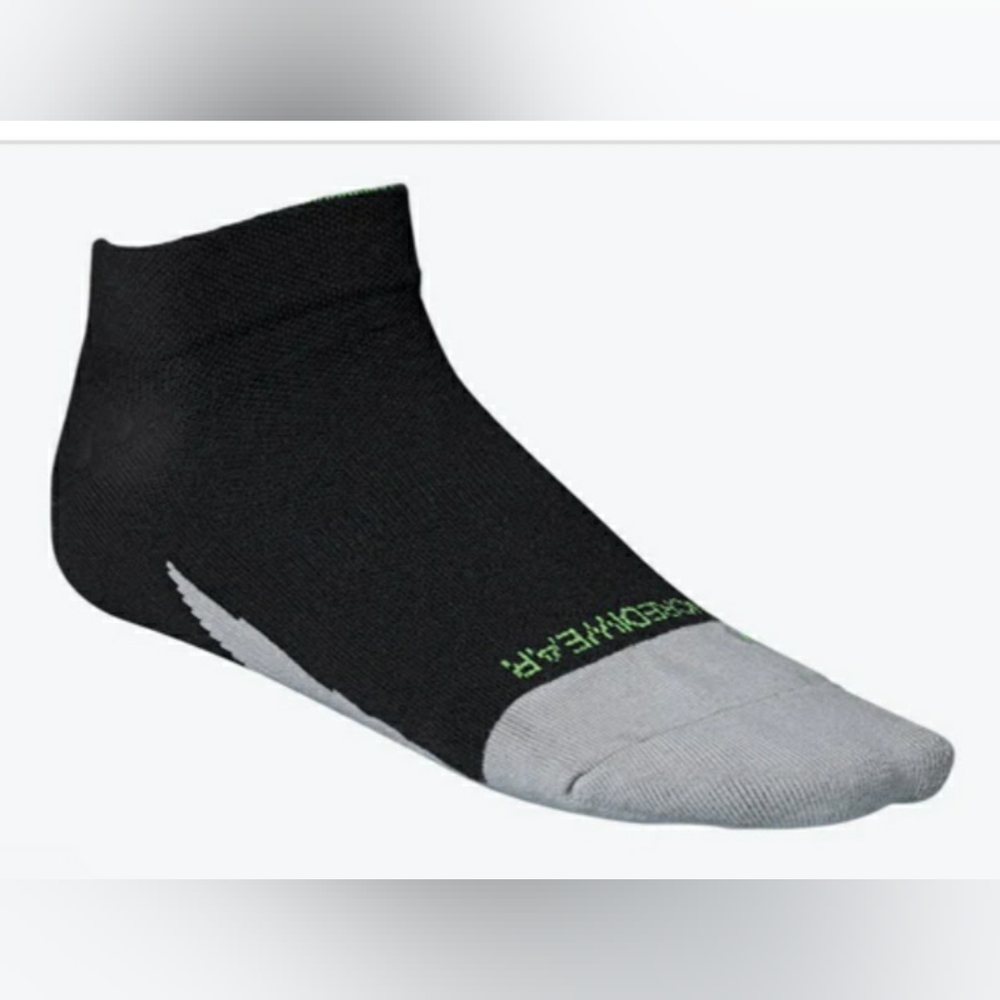 NWOT INCREDIWEAR LOW CUT GOLF SOCKS